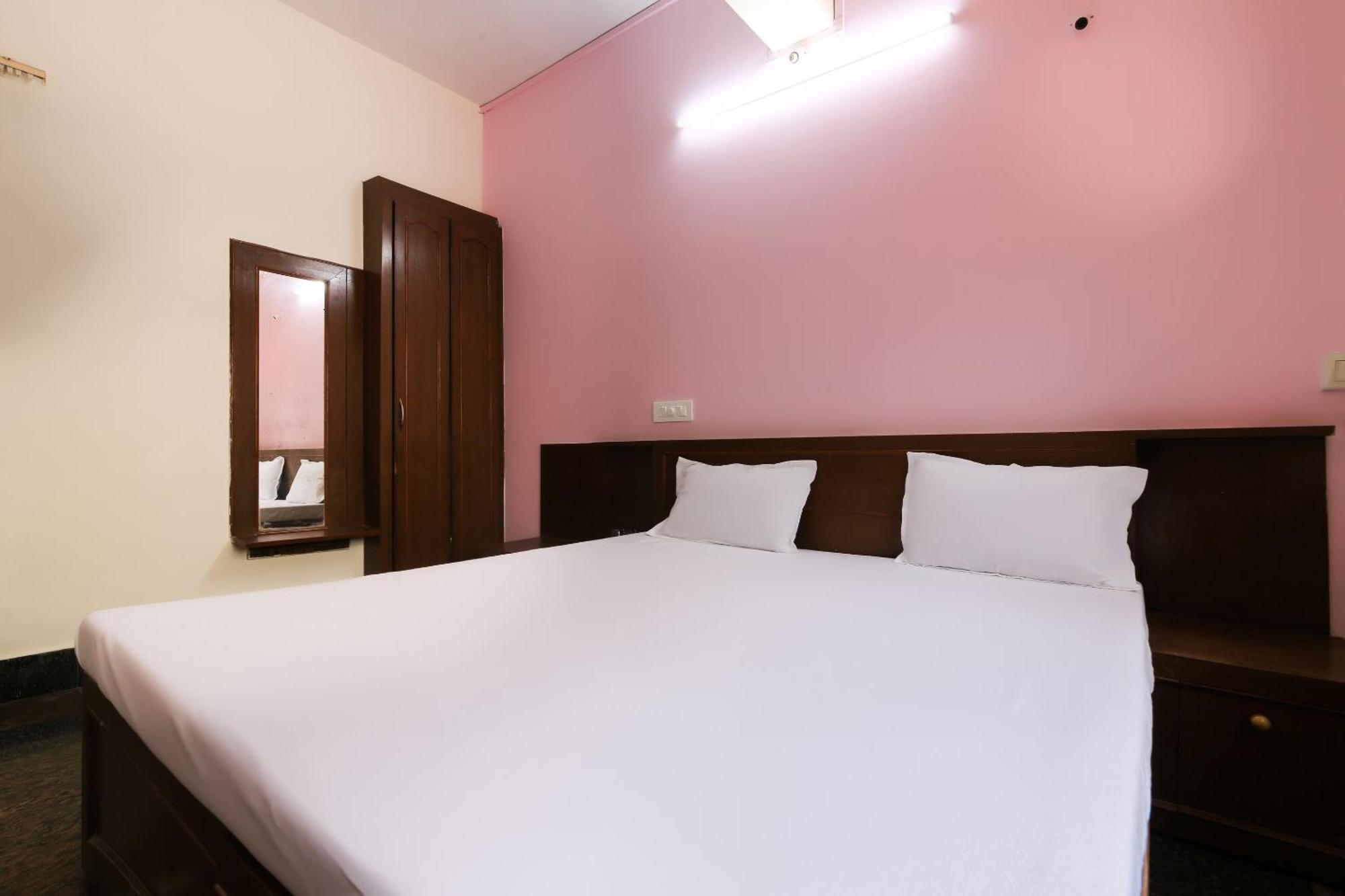 Hotel O Venkatesh Leela Hotel Ponda Luaran gambar